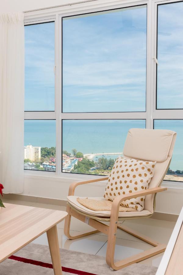 White Lagom Scandinavian House, By Sanguine Apartamento Tanjung Tokong Exterior foto